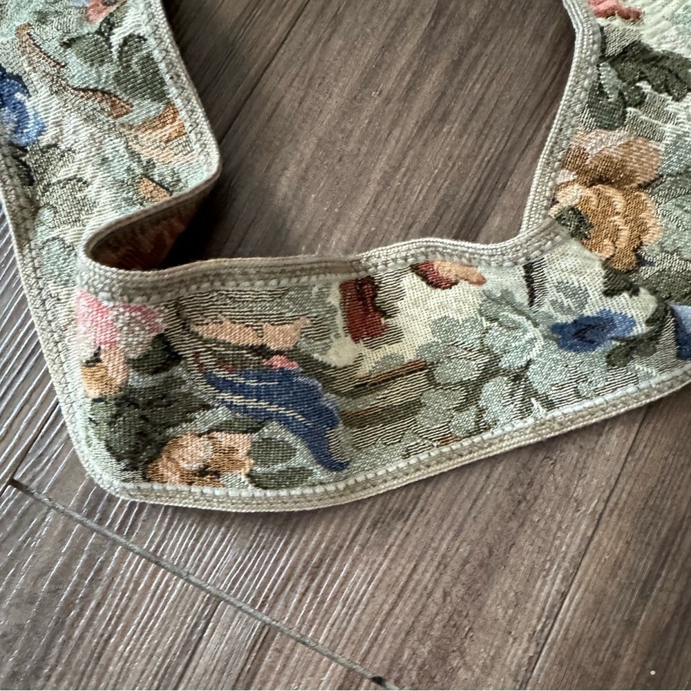 Vintage Floral Tapestry Belt - Picture 6 of 14